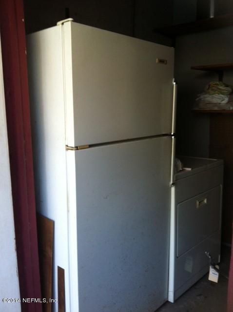 7619 Gordean Road Jacksonville, FL 32221 - Photo 26 of 27 Outside Utility Room