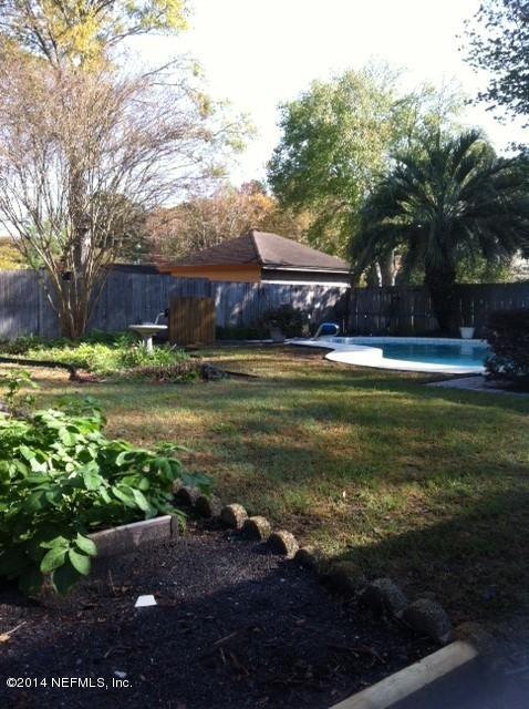 7619 Gordean Road Jacksonville, FL 32221 - Photo 5 of 27 Backyard 2