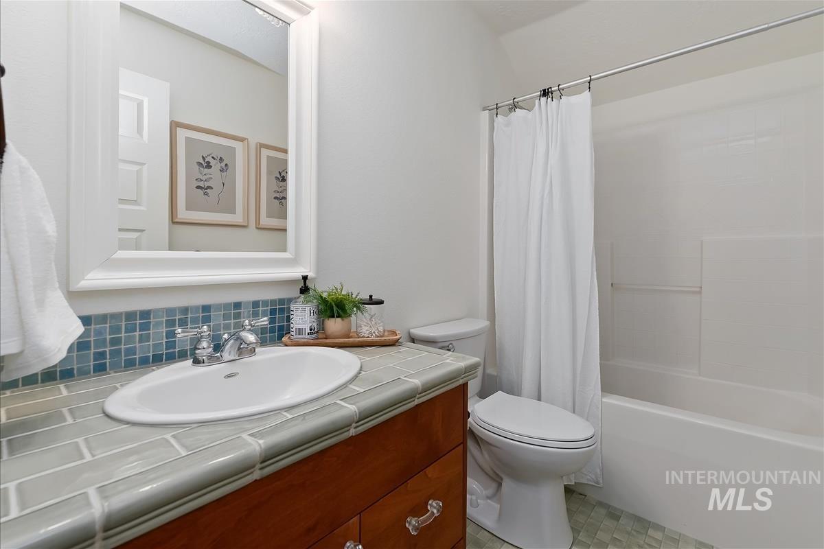 863 West Colbert Street Meridian, ID 83646 - Photo 31 of 46