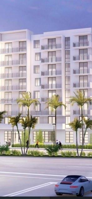 4465 Griffin Road, Unit 1 Hollywood, FL 33314 - Photo 4 of 13 a front view of a building