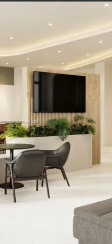 $2,964 | 4465 Griffin Road, Unit 1, Hollywood, FL 33314