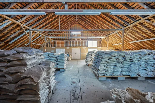 $1,795,000 | 3957 Lakeville Highway, Petaluma, CA 94954