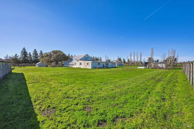 $1,795,000 | 3957 Lakeville Highway, Petaluma, CA 94954