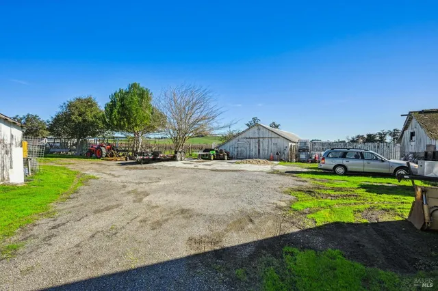 $1,795,000 | 3957 Lakeville Highway, Petaluma, CA 94954