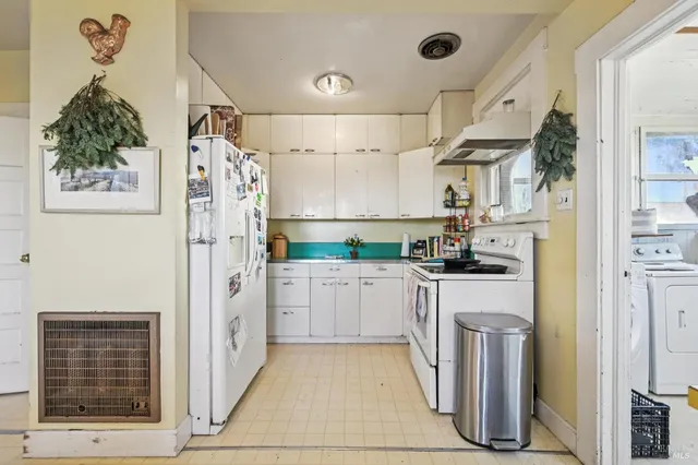 $1,795,000 | 3957 Lakeville Highway, Petaluma, CA 94954