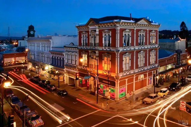 $1,795,000 | 3957 Lakeville Highway, Petaluma, CA 94954