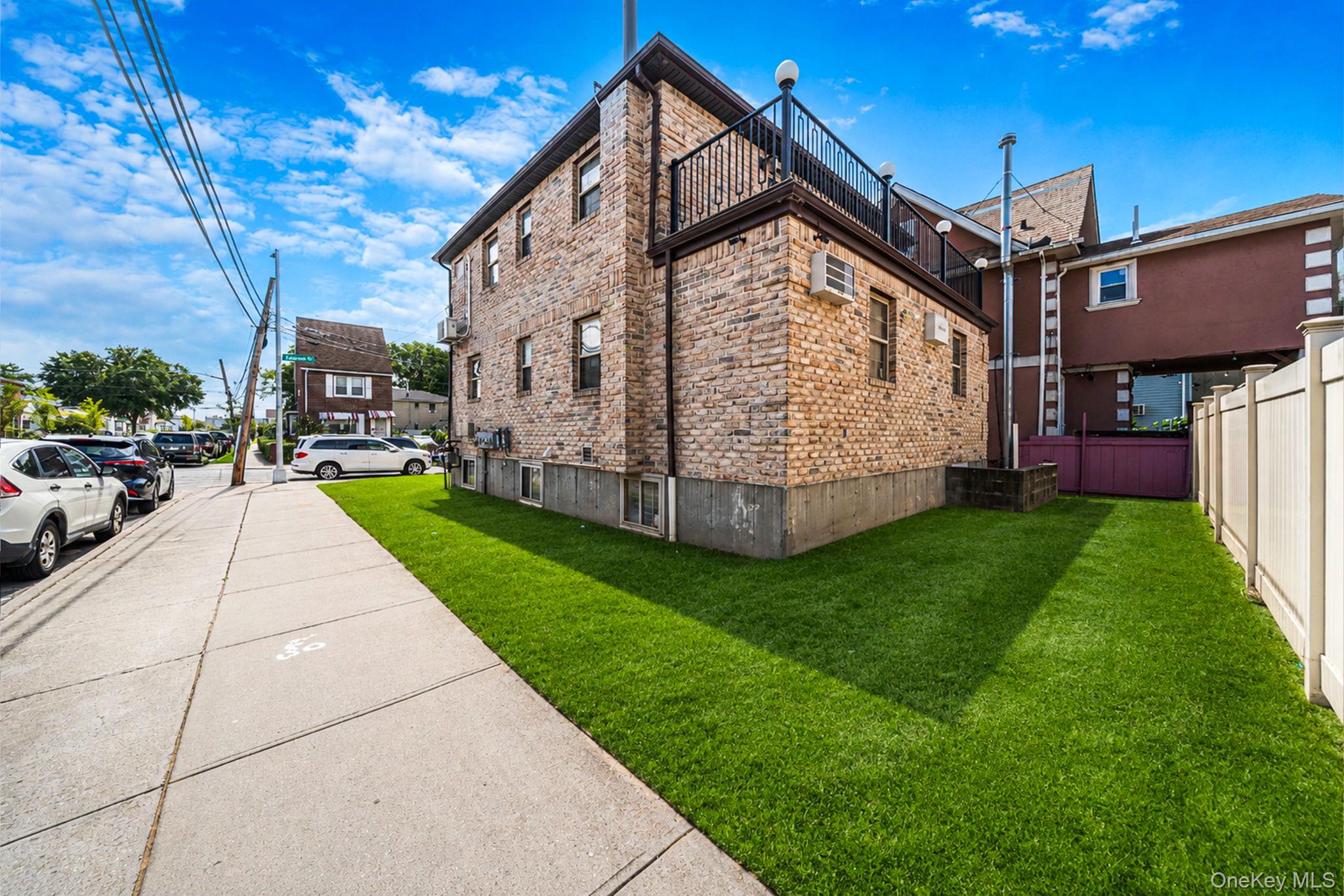 17841 Anderson Road Queens, NY 11434 - Photo 5 of 33 Gallery Image 5