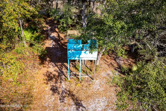 a picture of a bathroom with a sink
