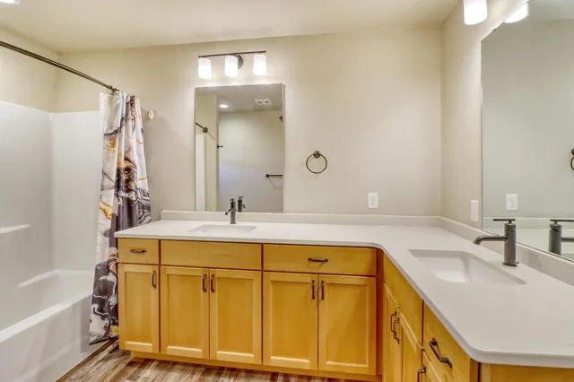 $325,000 | 4106 Arthur Drive, Fargo, ND 58104