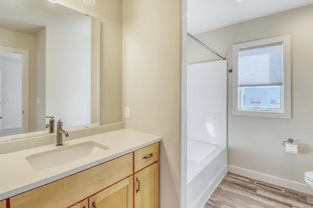 $325,000 | 4106 Arthur Drive, Fargo, ND 58104