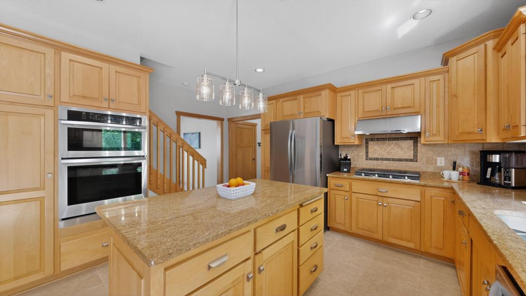1526 Monterey Lane Southwest Rochester, MN 55902 - Photo 23 of 62