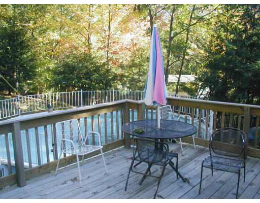 28 Leon Road Holbrook, MA 02343 - Photo 4 of 6