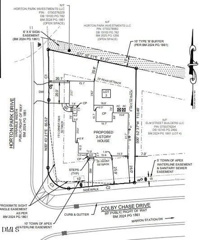 a picture of a room with a bench and a picture of the screen