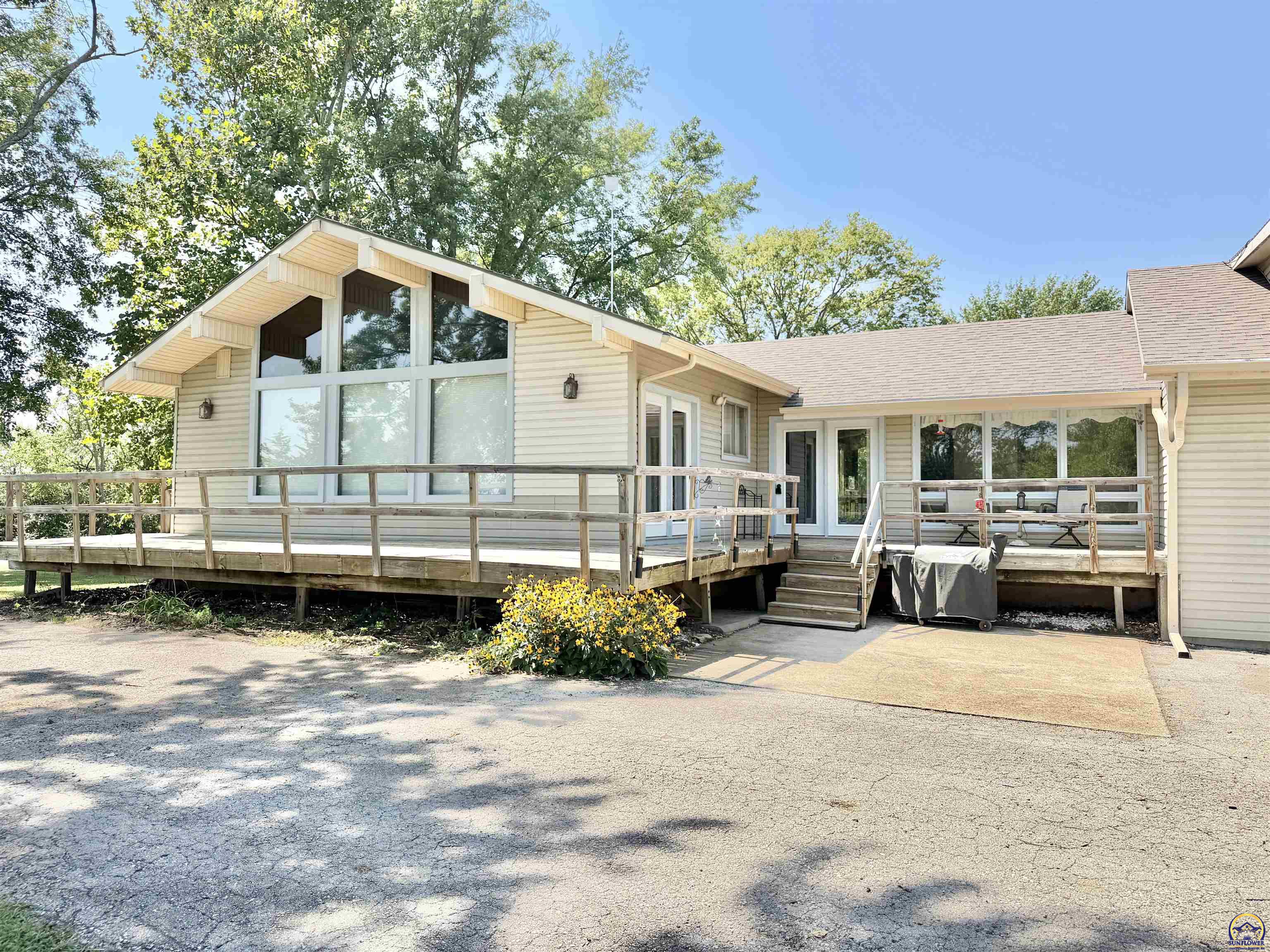 7482 Hilldale Road South Meriden, KS 66512 - Photo 44 of 46 Gallery Image 44