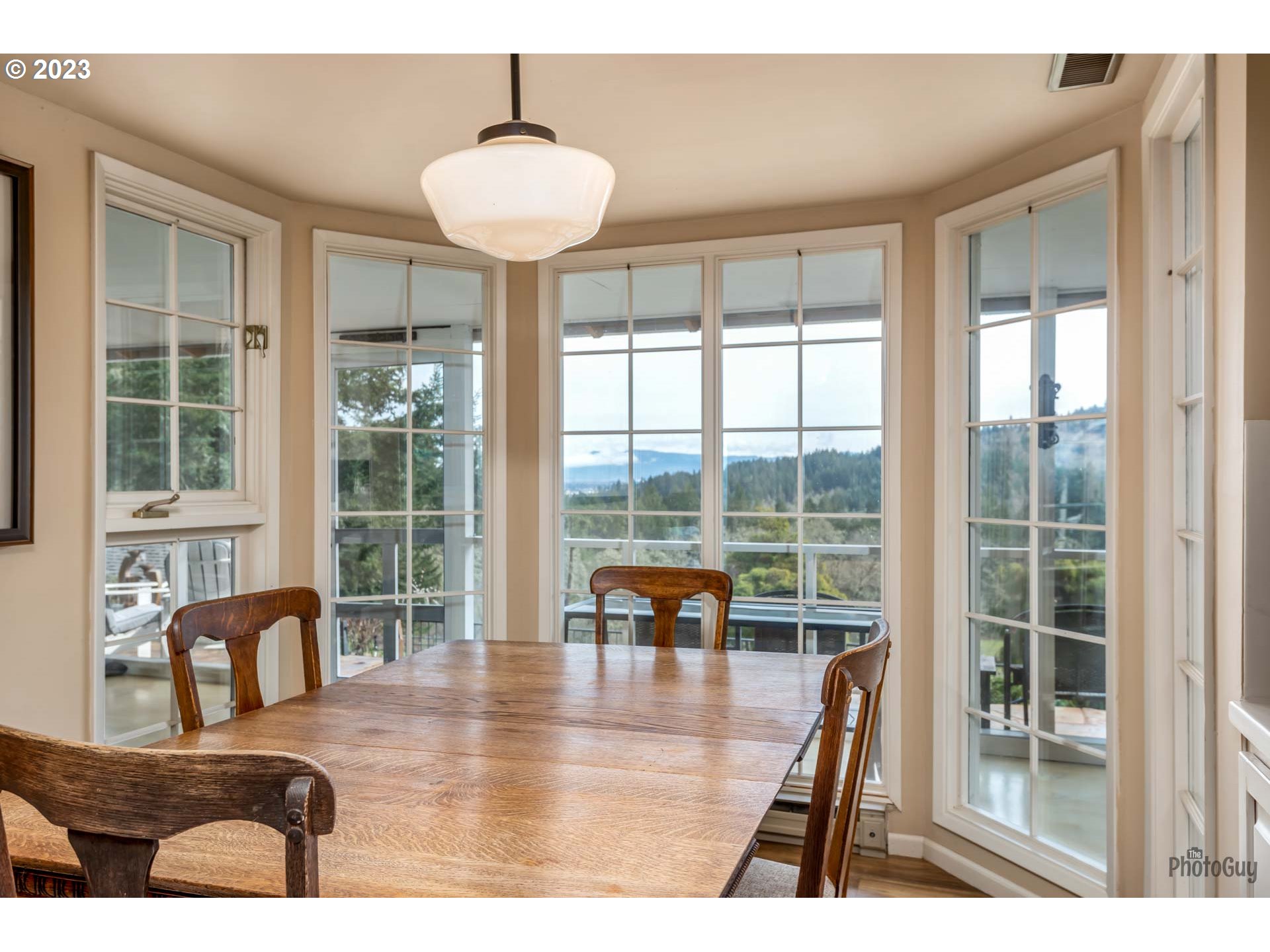 29670 Kloutz Road Eugene, OR 97405 - Photo 12 of 47 Gallery Image 12