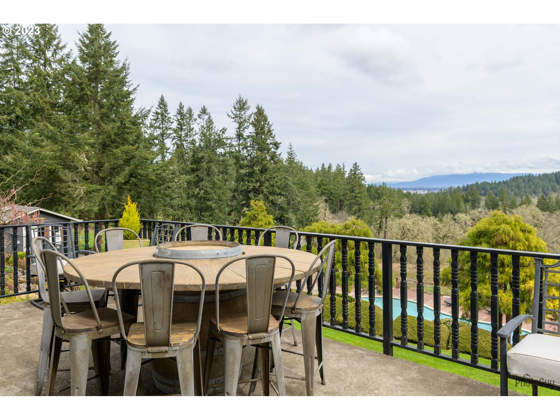 29670 Kloutz Road Eugene, OR 97405 - Photo 34 of 47 Gallery Image 34