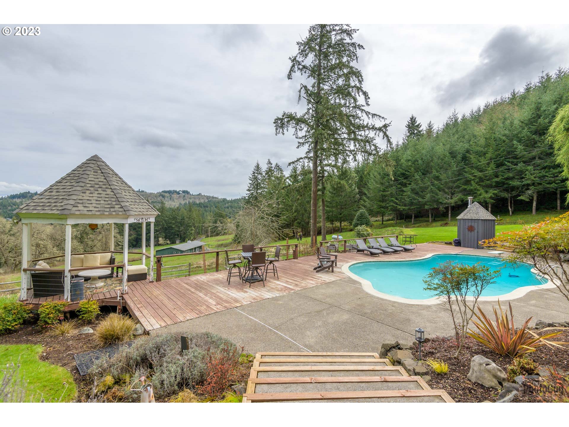 29670 Kloutz Road Eugene, OR 97405 - Photo 41 of 47 Gallery Image 41