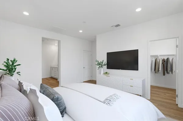 $689,000 | 27317 Bear Creek Lane, Valencia, CA 91381