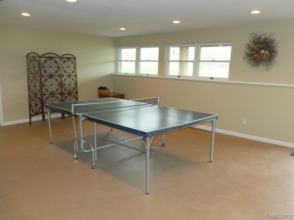 7124 Oakhill Road Clarkston, MI 48348 - Photo 22 of 27 7124 Oak Hill bsmt 2.jpg