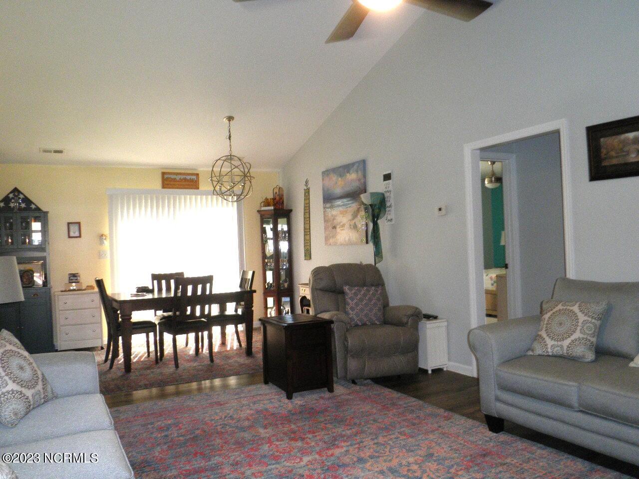 104 Parnell Road Hubert, NC 28539 - Photo 2 of 22 Living Room