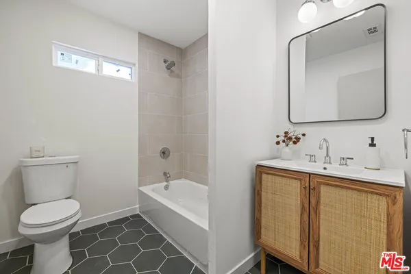 $925,000 | 15712 Stare Street, North Hills, CA 91343