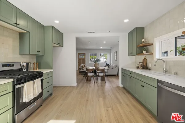 $925,000 | 15712 Stare Street, North Hills, CA 91343