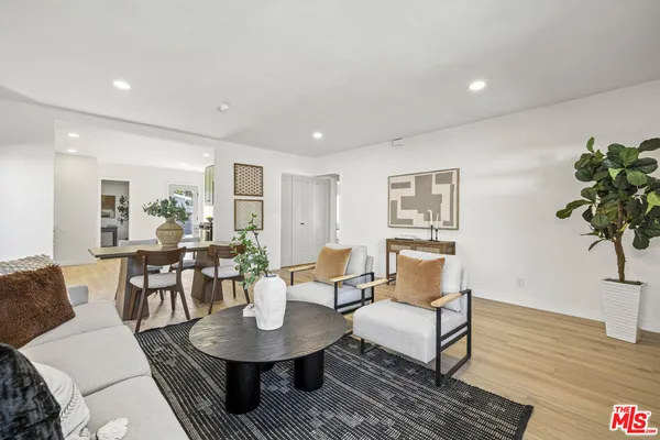 $925,000 | 15712 Stare Street, North Hills, CA 91343