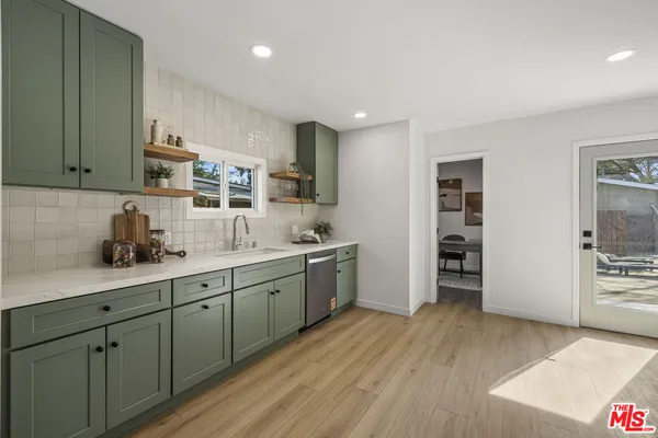 $925,000 | 15712 Stare Street, North Hills, CA 91343