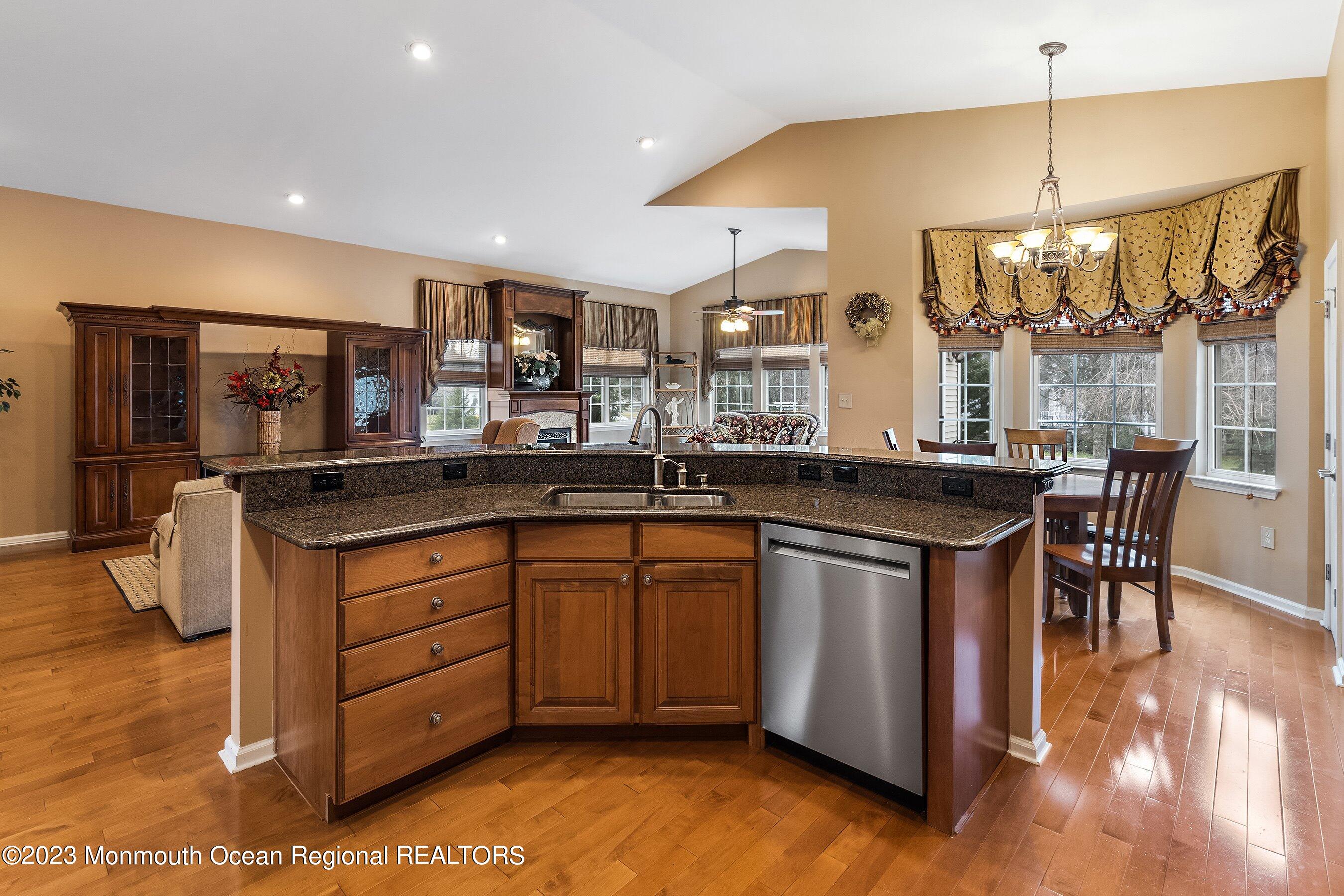 1 Park Ridge Way Jackson, NJ 08527 - Photo 9 of 42 14-Kitchen 1D