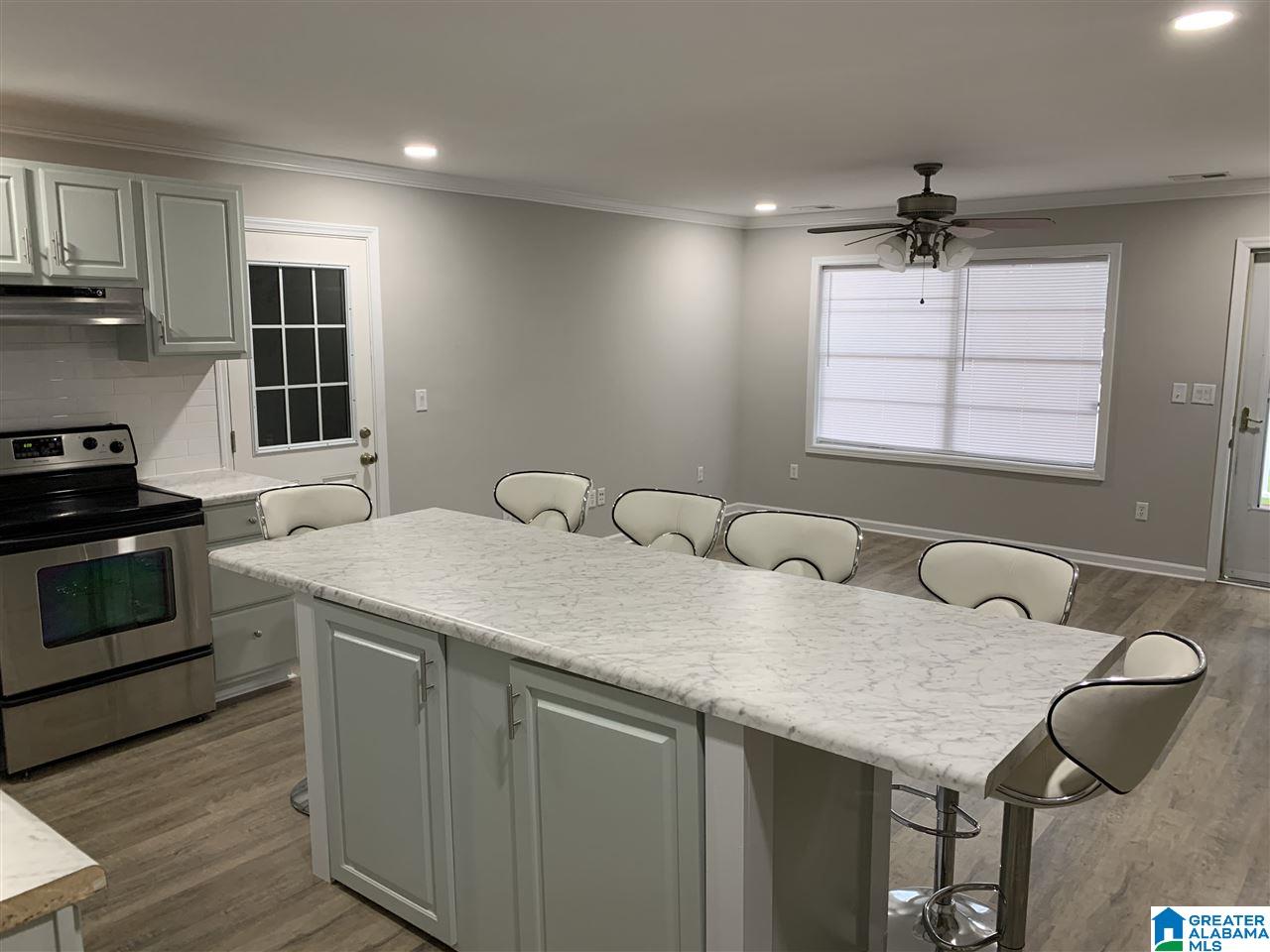 434 Meadowlark Place Alabaster, AL 35007 - Photo 4 of 9