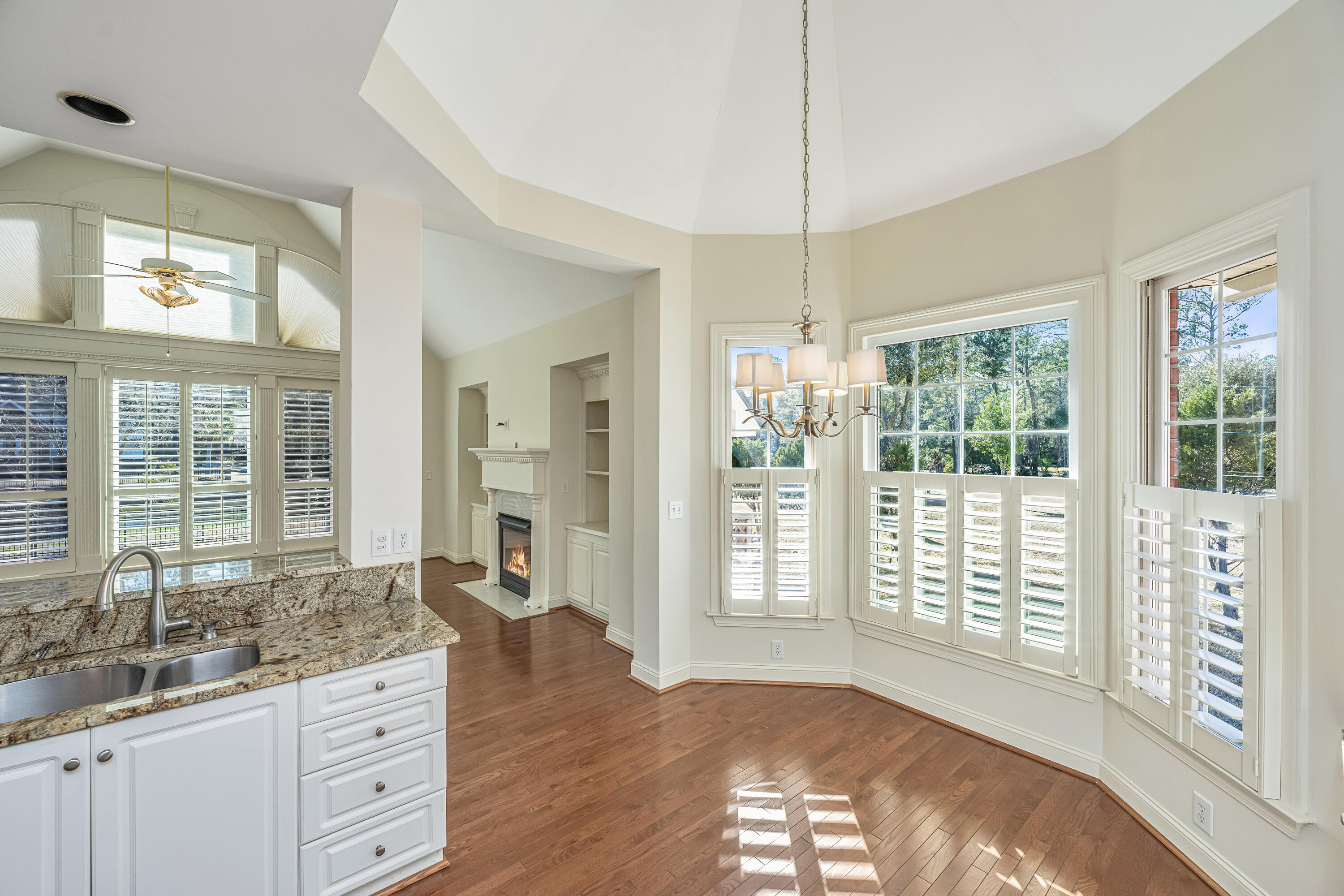 1399 Madison Court Mount Pleasant, SC 29466 - Photo 11 of 63 1399MadisonCt15