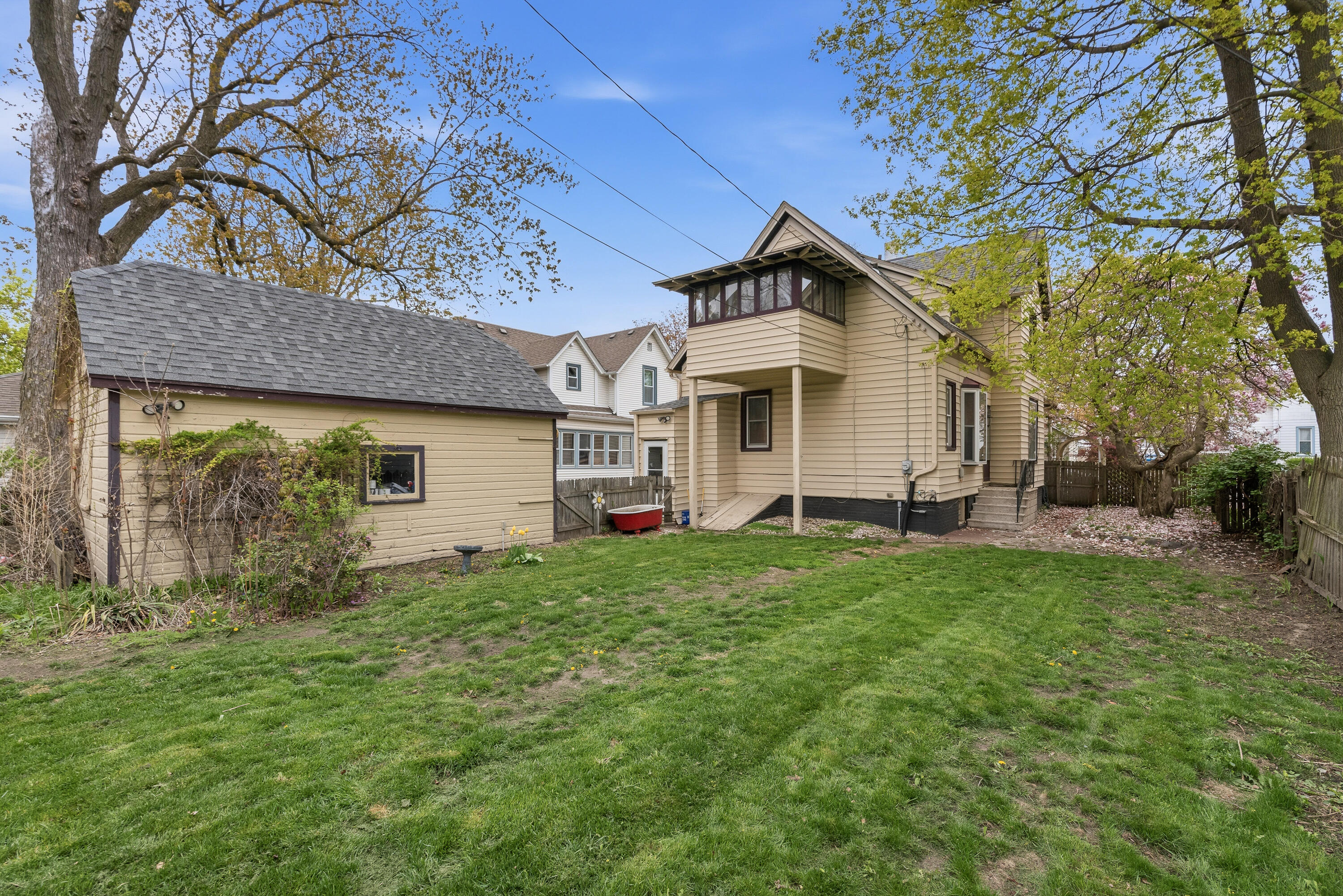 1612 North Main Street Racine, WI 53402 - Photo 35 of 35 1612 N Main St-8