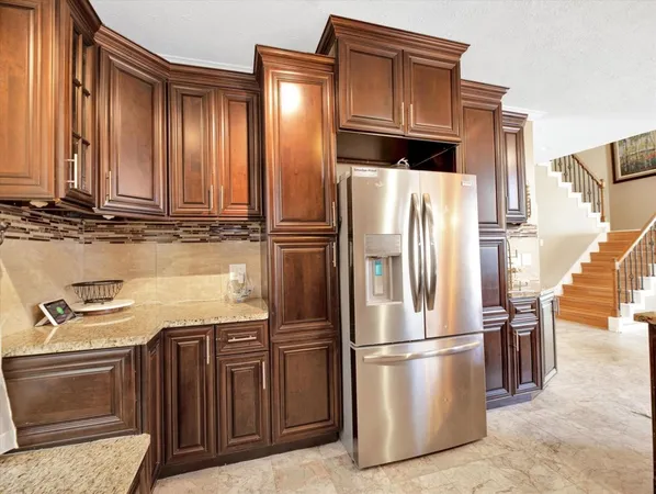 $399,999 | 7042 River Garden Drive, Houston, TX 77095