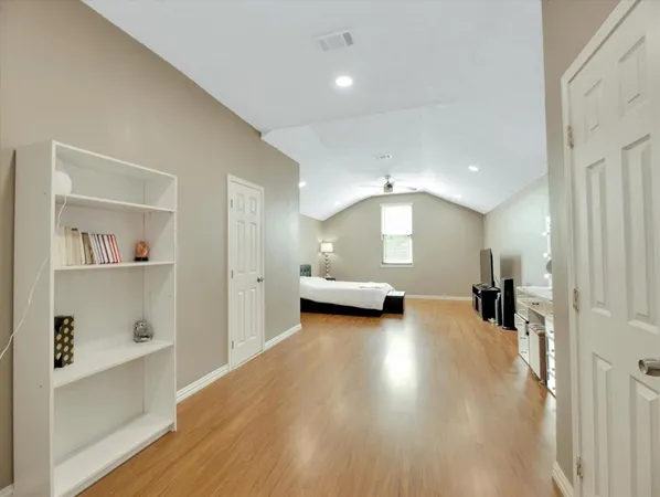 $399,999 | 7042 River Garden Drive, Houston, TX 77095