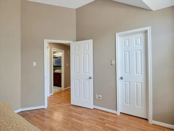 $399,999 | 7042 River Garden Drive, Houston, TX 77095