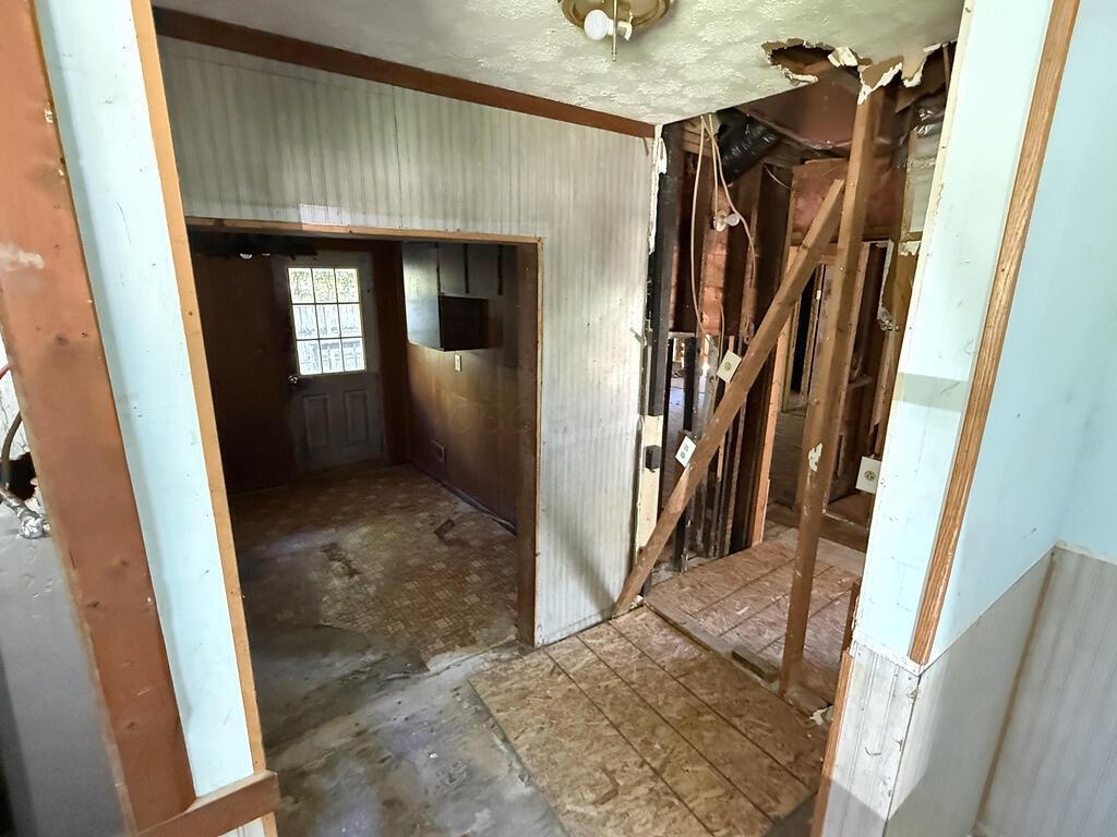 20971 Peoria Loop Road Raymond, OH 43067 - Photo 16 of 25 16-hall-framing