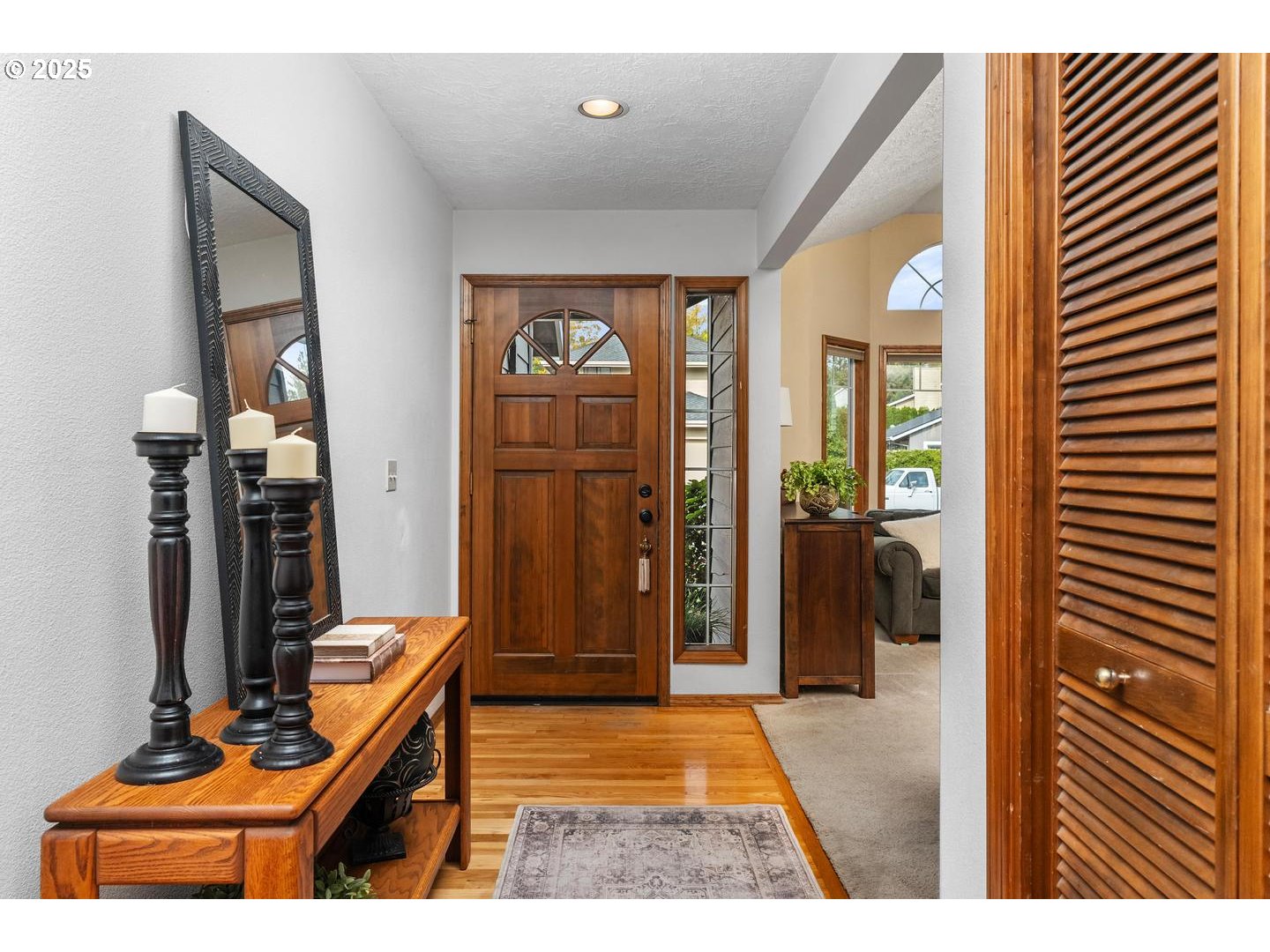 9020 Southwest Reiling Street Portland, OR 97224 - Photo 5 of 45 Gallery Image 5