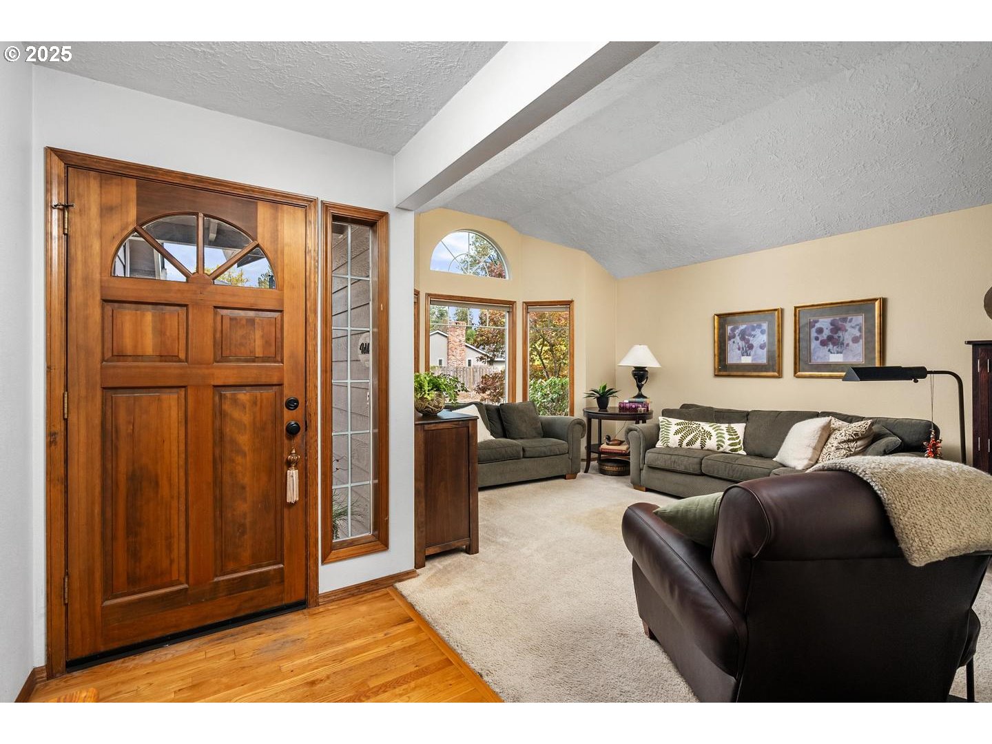 9020 Southwest Reiling Street Portland, OR 97224 - Photo 6 of 45 Gallery Image 6