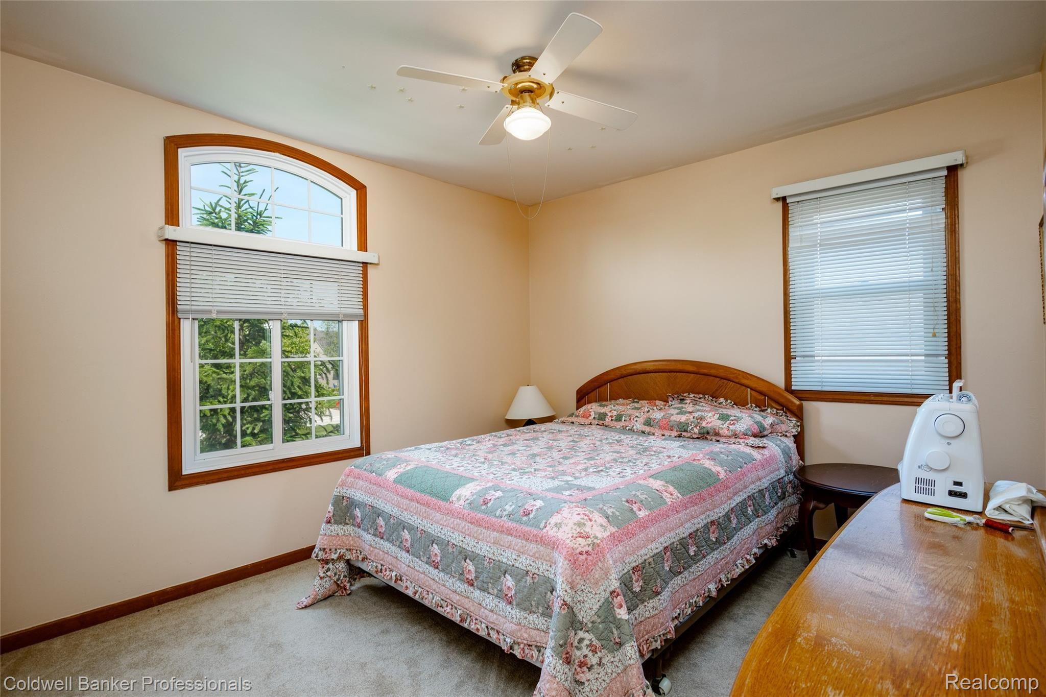 45357 Glengarry Road Canton, MI 48188 - Photo 34 of 45 45357 Glengarry L031.jpg