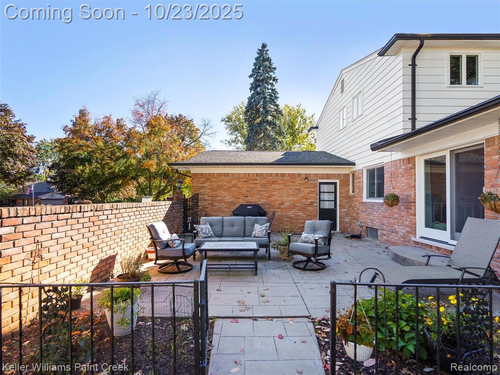 2152 Avoncrest Drive Rochester Hills, MI 48309 - Photo 36 of 42