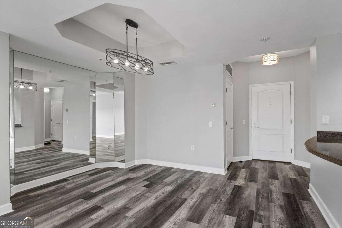 3475 Oak Valley Road Northeast, Unit 910 Atlanta, GA 30326 - Photo 15 of 51