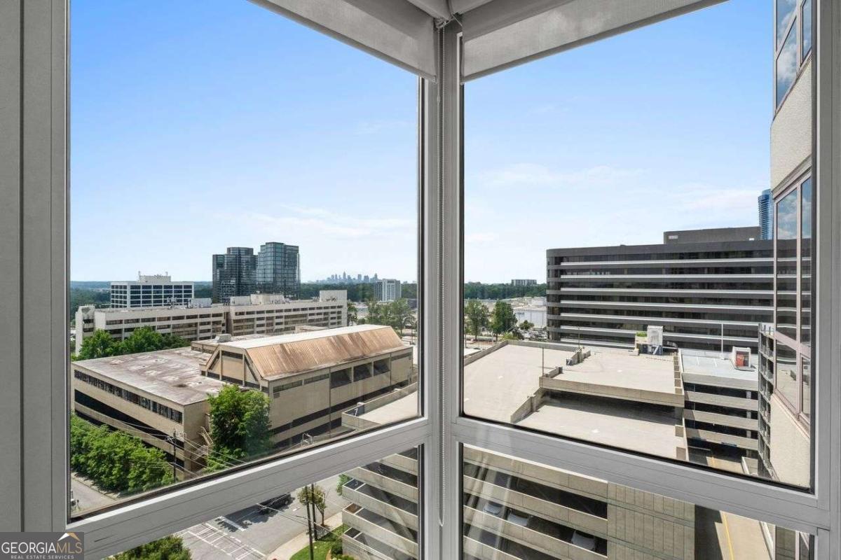 3475 Oak Valley Road Northeast, Unit 910 Atlanta, GA 30326 - Photo 18 of 51