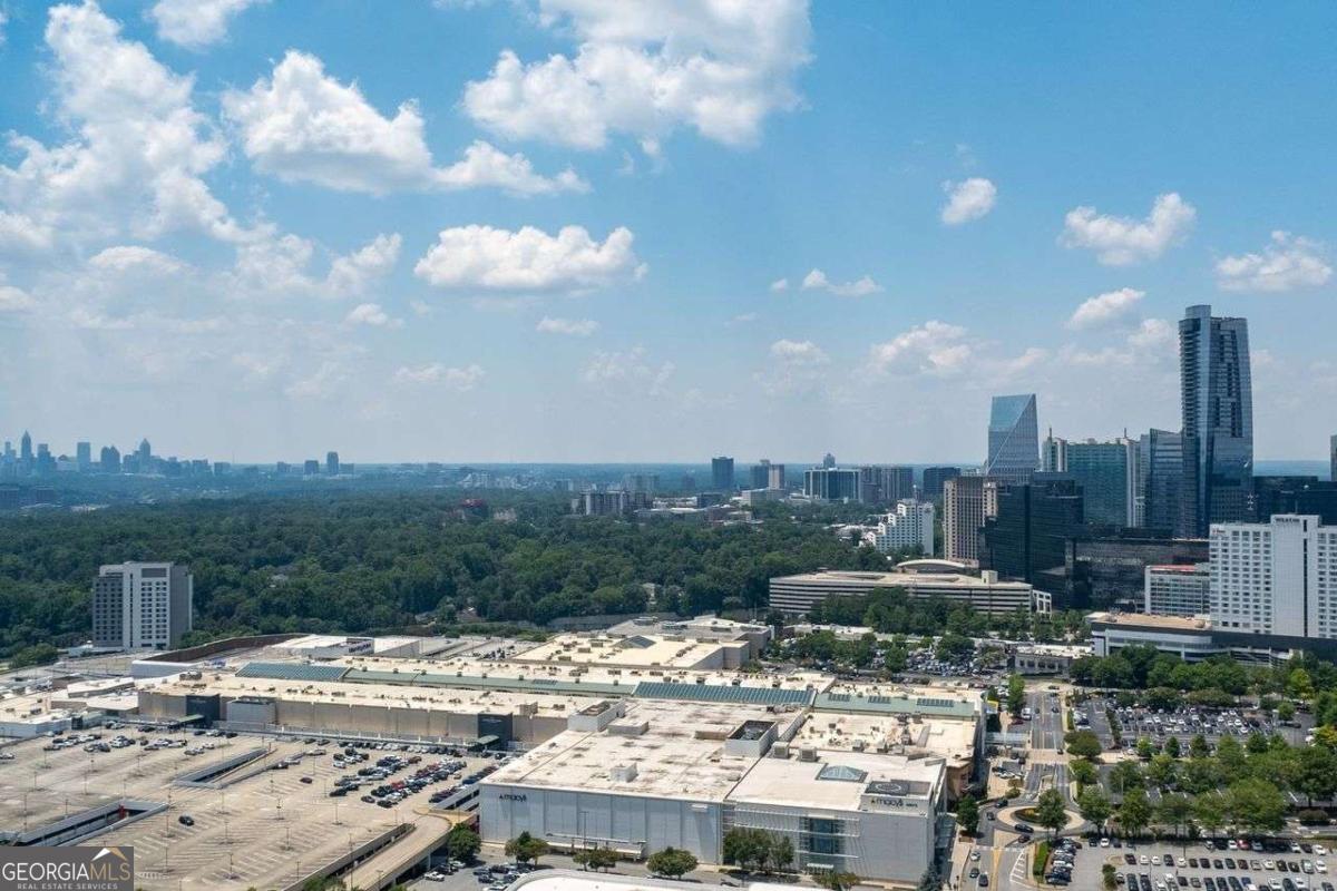 3475 Oak Valley Road Northeast, Unit 910 Atlanta, GA 30326 - Photo 38 of 51