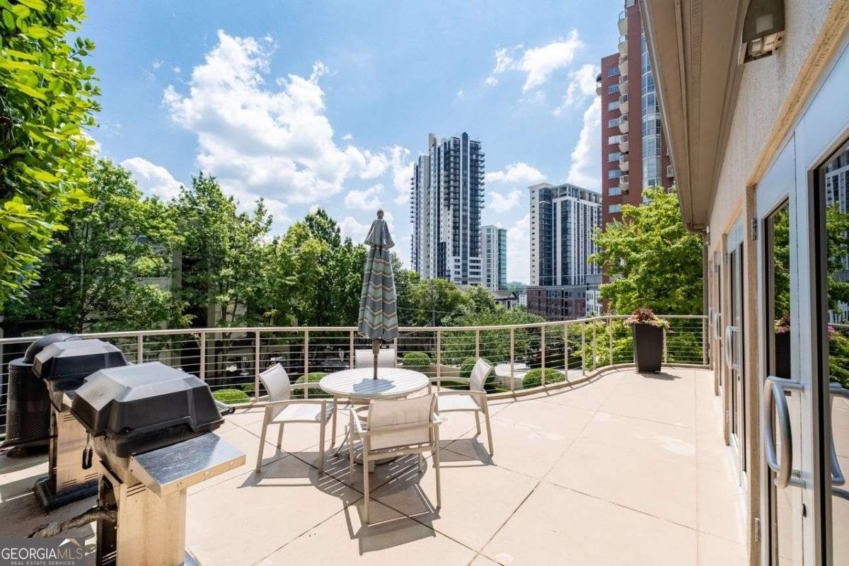 3475 Oak Valley Road Northeast, Unit 910 Atlanta, GA 30326 - Photo 8 of 51