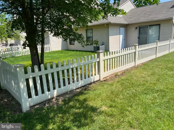 $2,650 | 17 Banbury Court, Robbinsville, NJ 08691