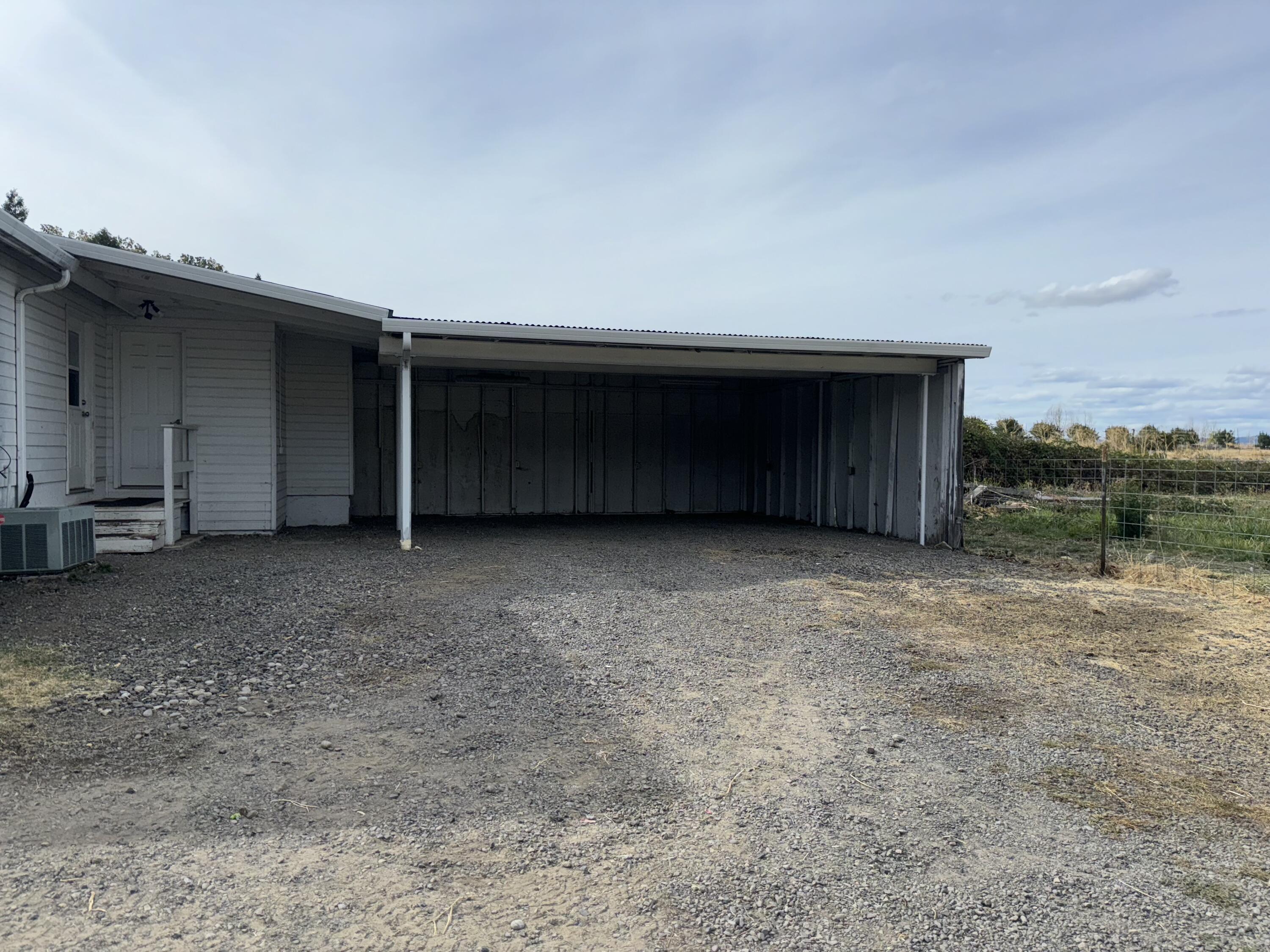 2977 Coker Butte Road Medford, OR 97504 - Photo 12 of 57 IMG_6480