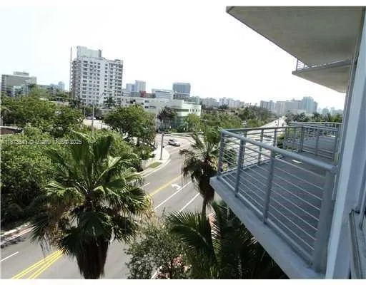 $3,200 | 2001 Meridian Avenue, Unit 530, Miami Beach, FL 33139