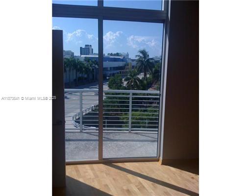 2001 Meridian Avenue, Unit 530 Miami Beach, FL 33139 - Photo 9 of 13