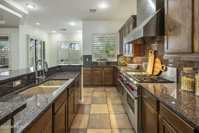 $1,595,000 | 23024 North 38th Place, Phoenix, AZ 85050