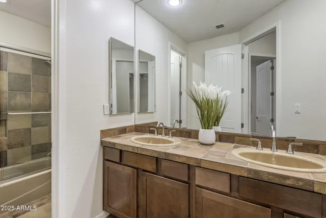 $1,595,000 | 23024 North 38th Place, Phoenix, AZ 85050